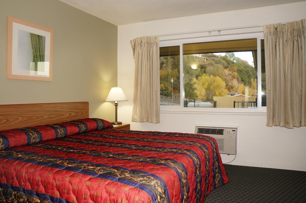 Lake Marina Inn Clearlake Oaks Номер фото